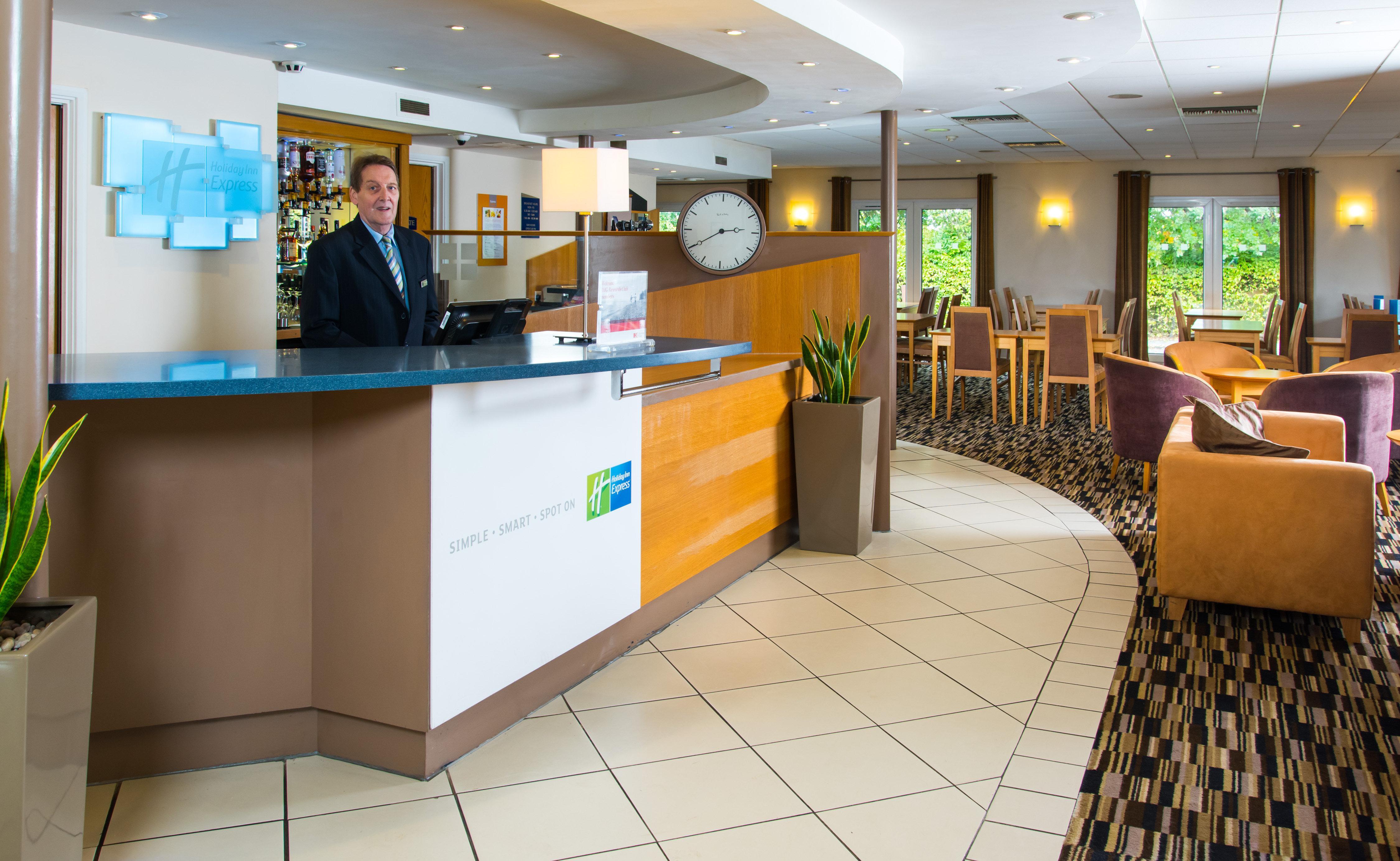 Holiday Inn Express Peterborough, An Ihg Hotel Zewnętrze zdjęcie