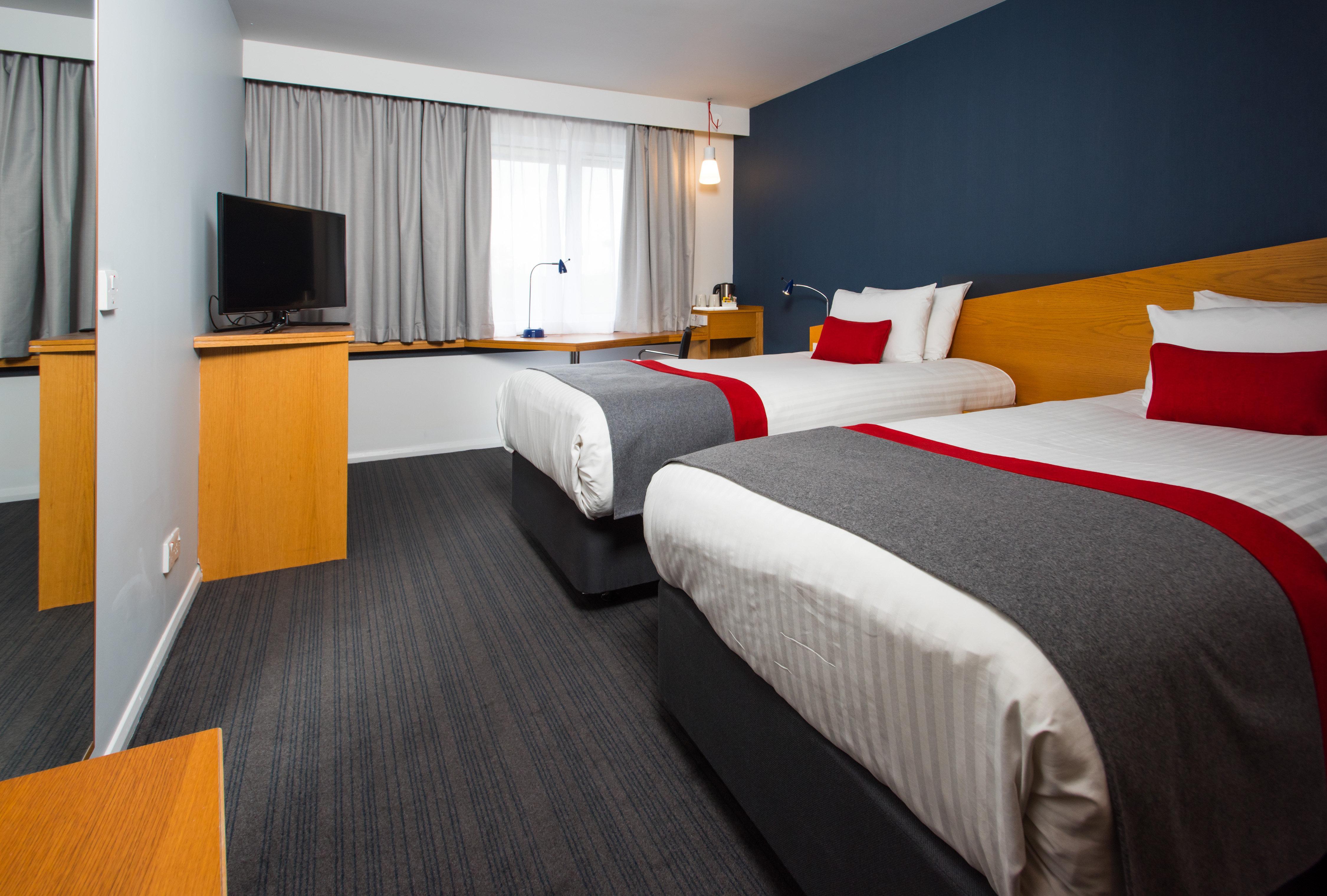 Holiday Inn Express Peterborough, An Ihg Hotel Zewnętrze zdjęcie